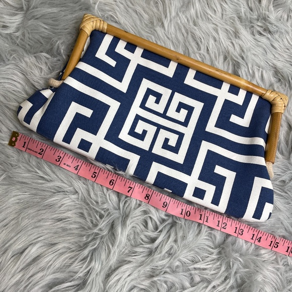 Donna Dixon Navy Canvas Clutch w/ Bamboo Frame - Picture 7 of 8